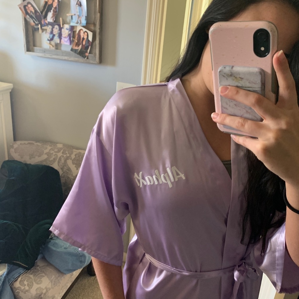 Alpha Xi Delta Silk Robe - Picture 3 of 5